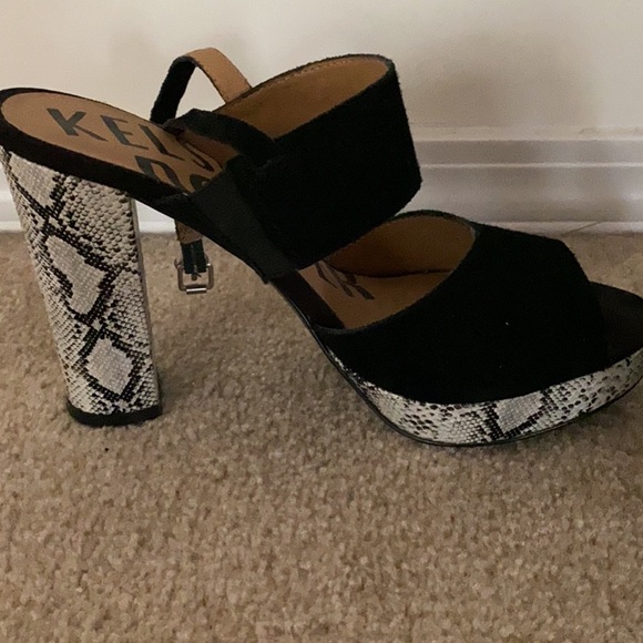 Kelsi Dagger Platform Strappy Heels - Picture 6 of 6